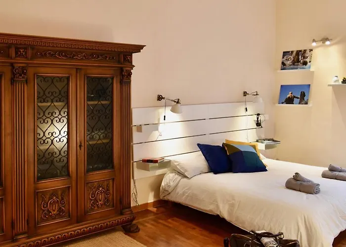 St Peter Apartment *